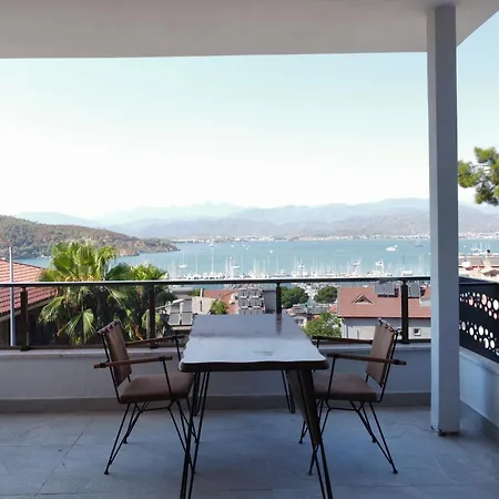 Suna Suits Πανσιόν *