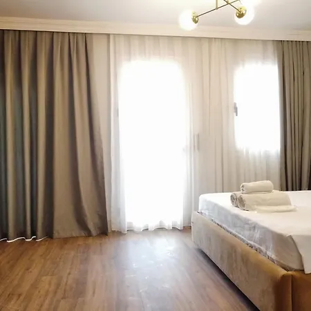 Suna Suits Guest house *