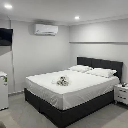 Suna Suits Guest house *