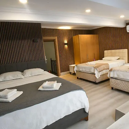 Suna Suits 4*